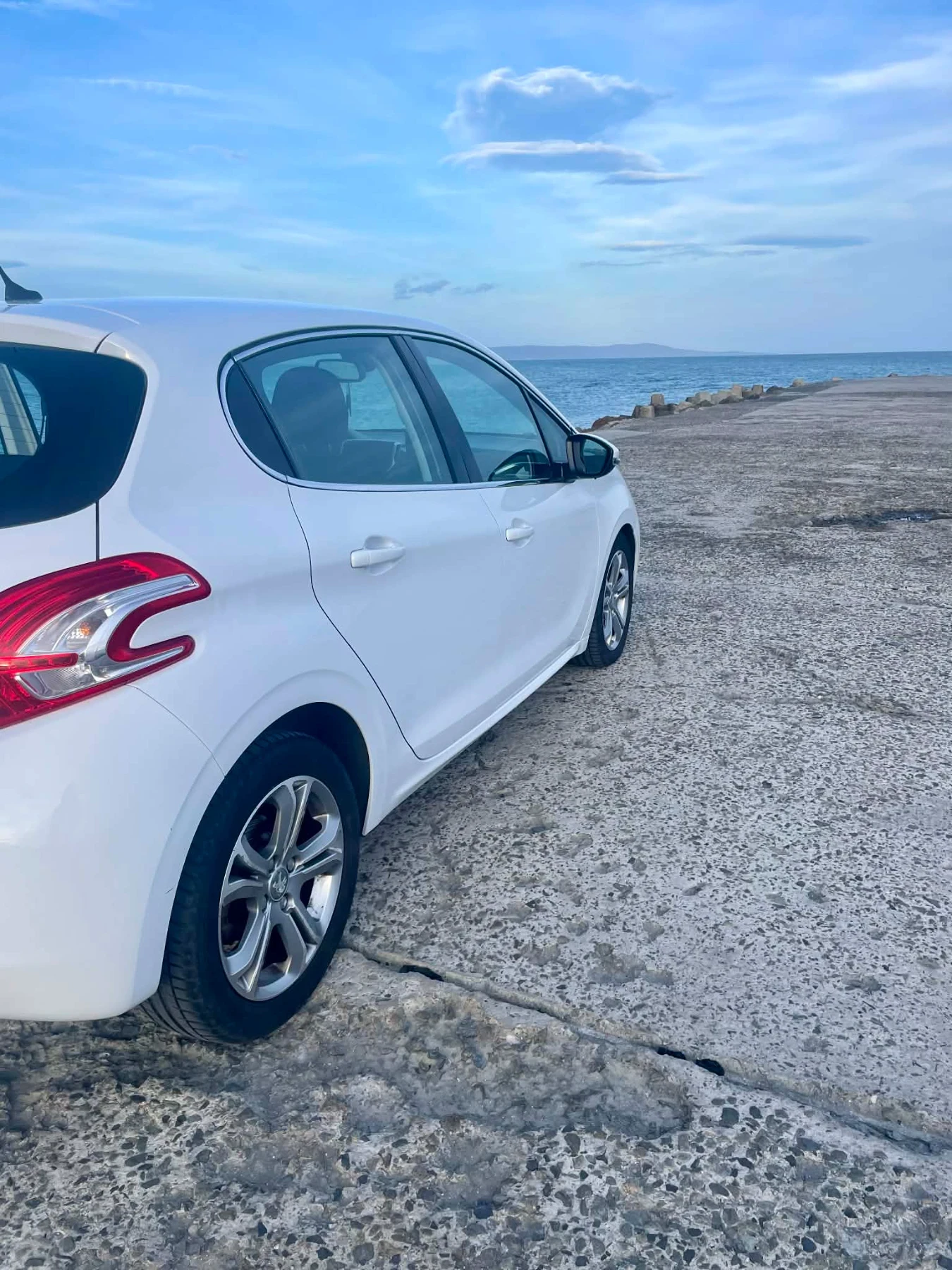 Peugeot 208 | Mobile.bg � ����������� 5