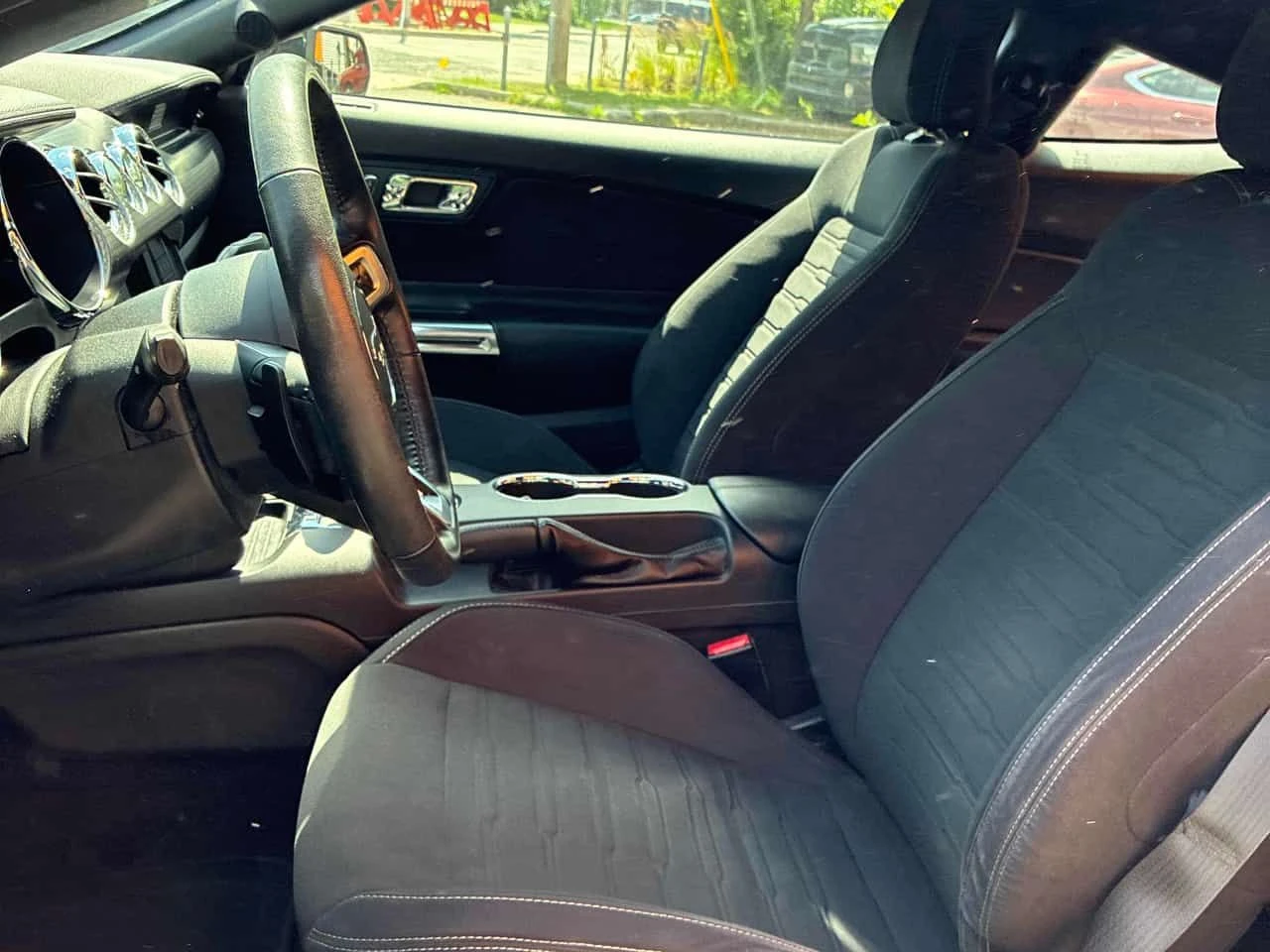 Ford Mustang  EcoBoost RWD, 2.3L / ЗАДНА КАМЕРА , снимка 11 - Автомобили и джипове - 55392511