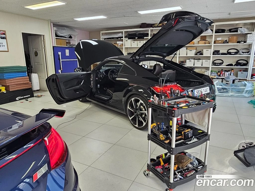 Audi Tt TTRS Package* Подгрев* Ксенон* Stage 3 Tune* , снимка 13 - Автомобили и джипове - 56062590