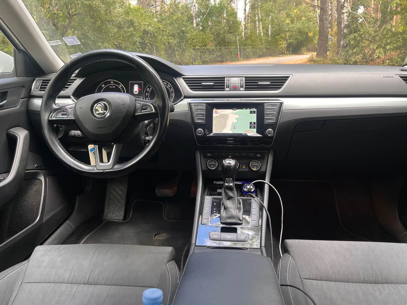 Skoda Superb 2.0 190кс 4х4 АВТОМАТИК , снимка 12 - Автомобили и джипове - 56223651