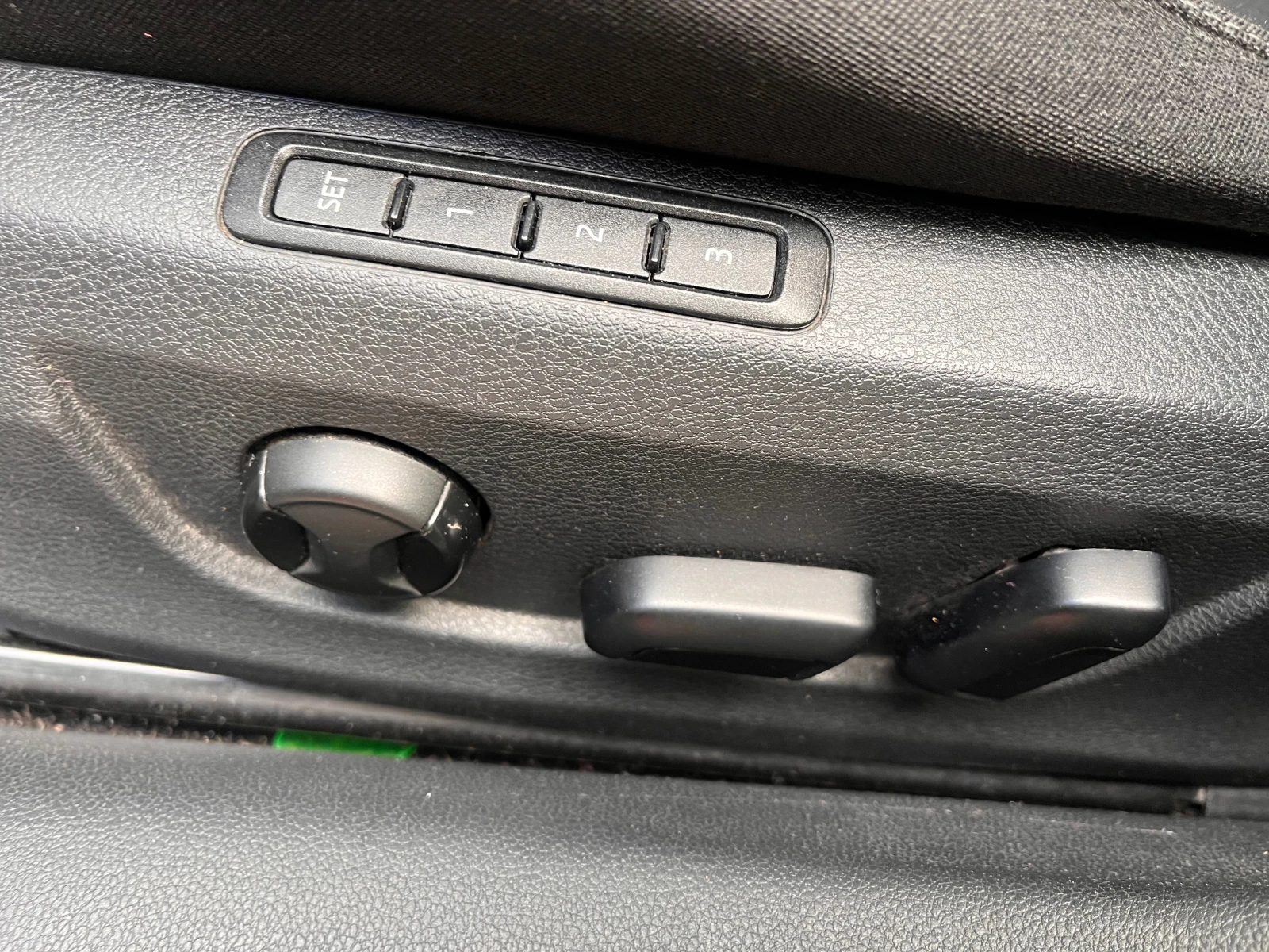 Skoda Superb 2.0 190кс 4х4 АВТОМАТИК , снимка 14 - Автомобили и джипове - 56223651