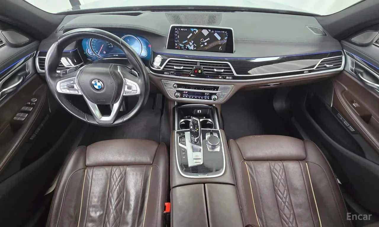 BMW 740 Li * xDrive * M Sport * 4x Обдухване * HUD * TV * , снимка 11 - Автомобили и джипове - 56228452