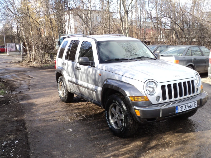 Jeep Cherokee 2.8 CRD, снимка 2 - Автомобили и джипове - 48652605