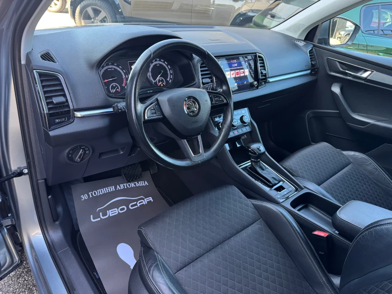 Skoda Karoq 1.6TDI-AUT-FULL LED-CAMERA-KEYLESS-AMBIENT-TOP, снимка 9 - Автомобили и джипове - 52529947