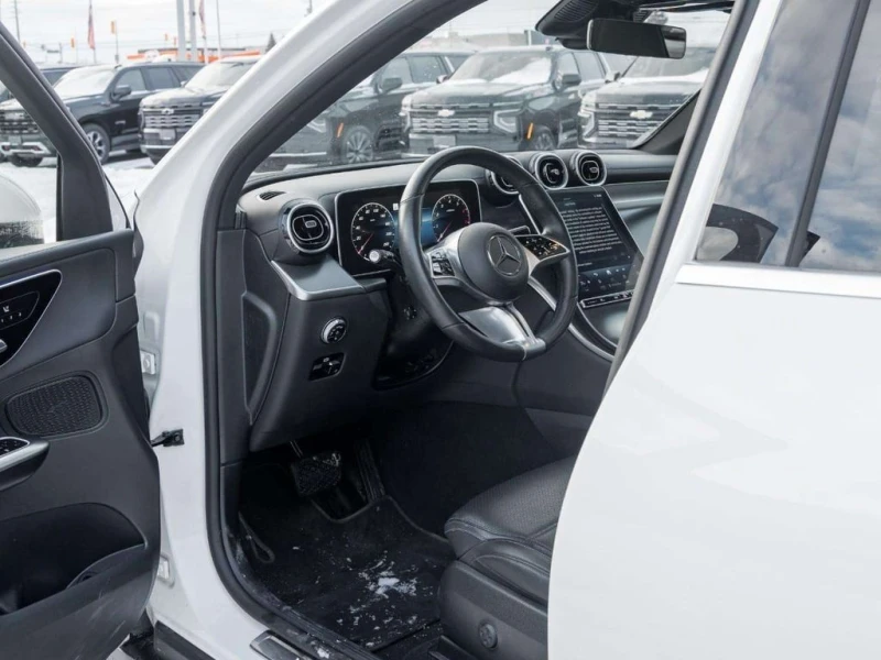 Mercedes-Benz GLC 300 * CARFAX* ЦЕНА ДО БЪЛГАРИЯ* 360 КАМЕРИ, снимка 8 - Автомобили и джипове - 53246289