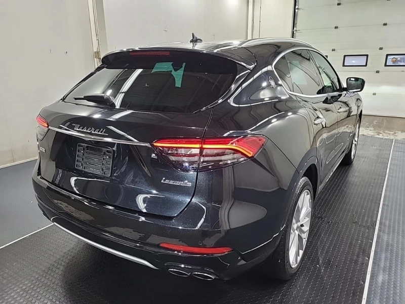 Maserati Levante S GRANLUSSO | AWD | VOCAL ASSIST | ШИБЕДАХ| CARFAX, снимка 4 - Автомобили и джипове - 53382346