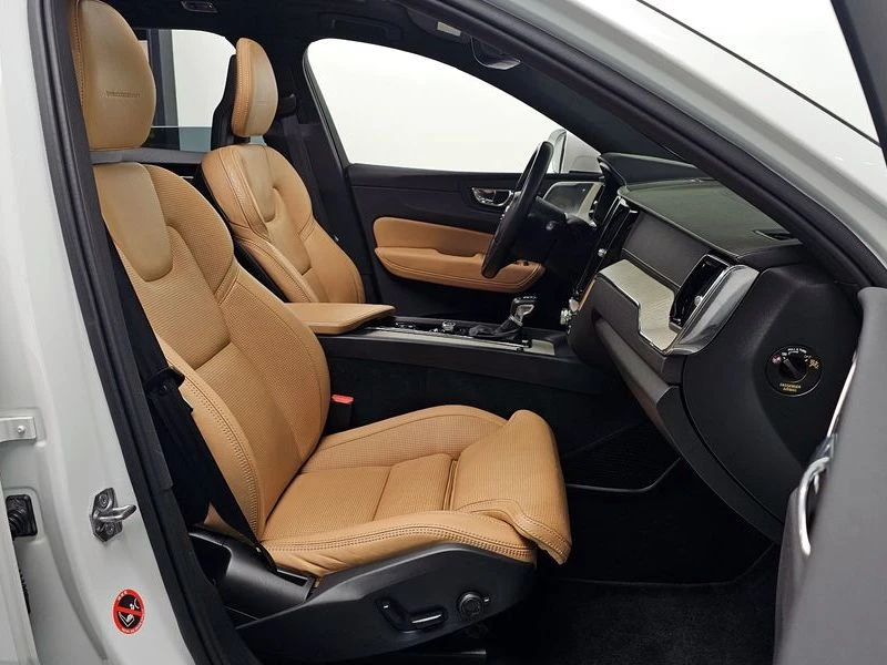 Volvo XC60 T6 Inscription| 316к.с.| ВКЛ.ТЕХНОТЕСТ, снимка 10 - Автомобили и джипове - 55170814