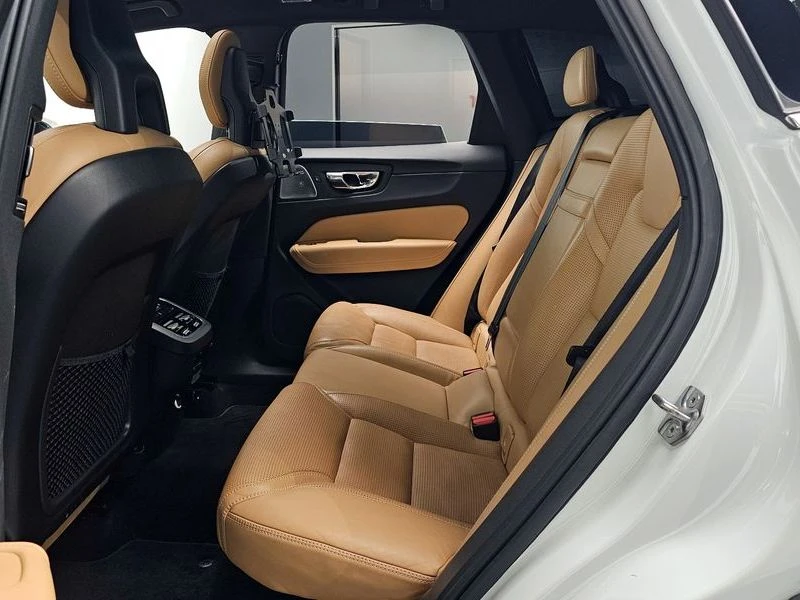 Volvo XC60 T6 Inscription| 316к.с.| ВКЛ.ТЕХНОТЕСТ, снимка 12 - Автомобили и джипове - 55170814