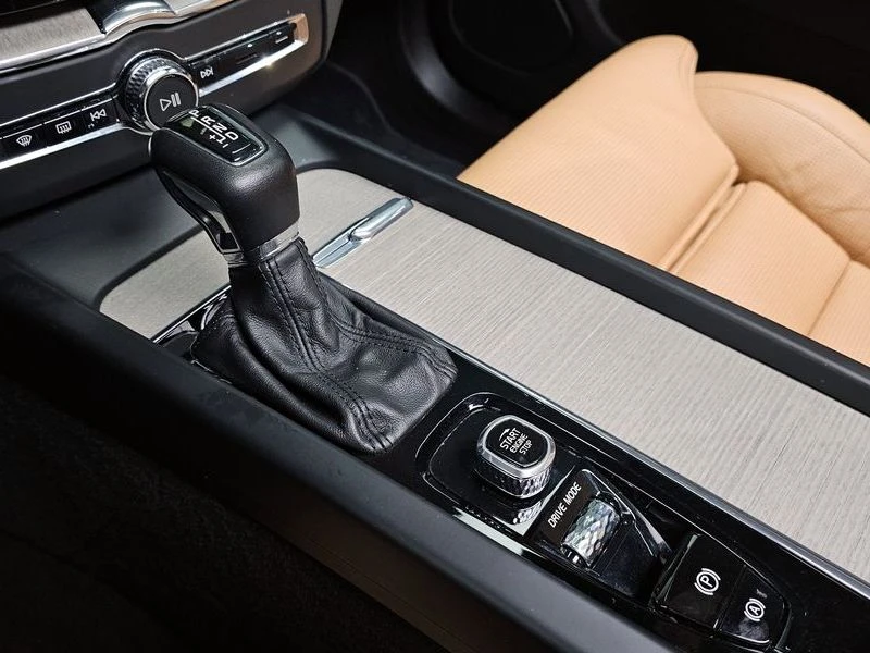 Volvo XC60 T6 Inscription| 316к.с.| ВКЛ.ТЕХНОТЕСТ, снимка 9 - Автомобили и джипове - 55170814