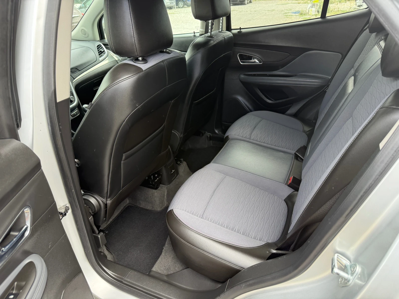 Opel Mokka 1.6  82х.к. - изображение 9