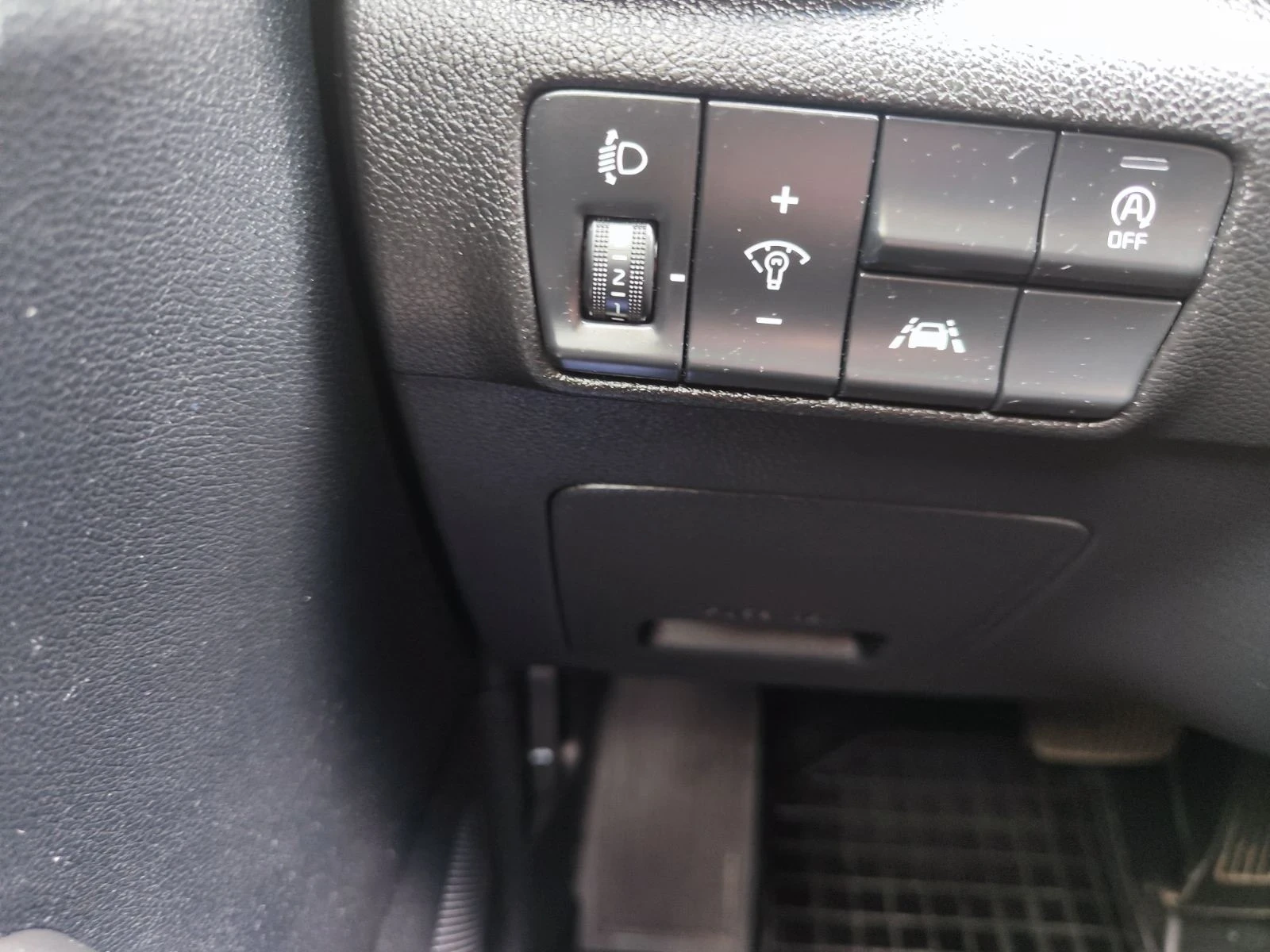 Kia Sportage, снимка 15 - Автомобили и джипове - 53565188