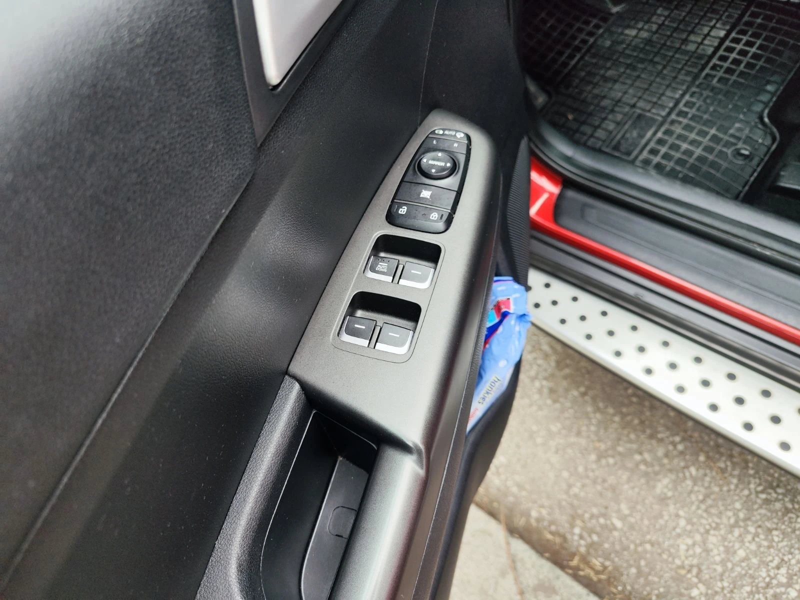 Kia Sportage, снимка 8 - Автомобили и джипове - 53565188