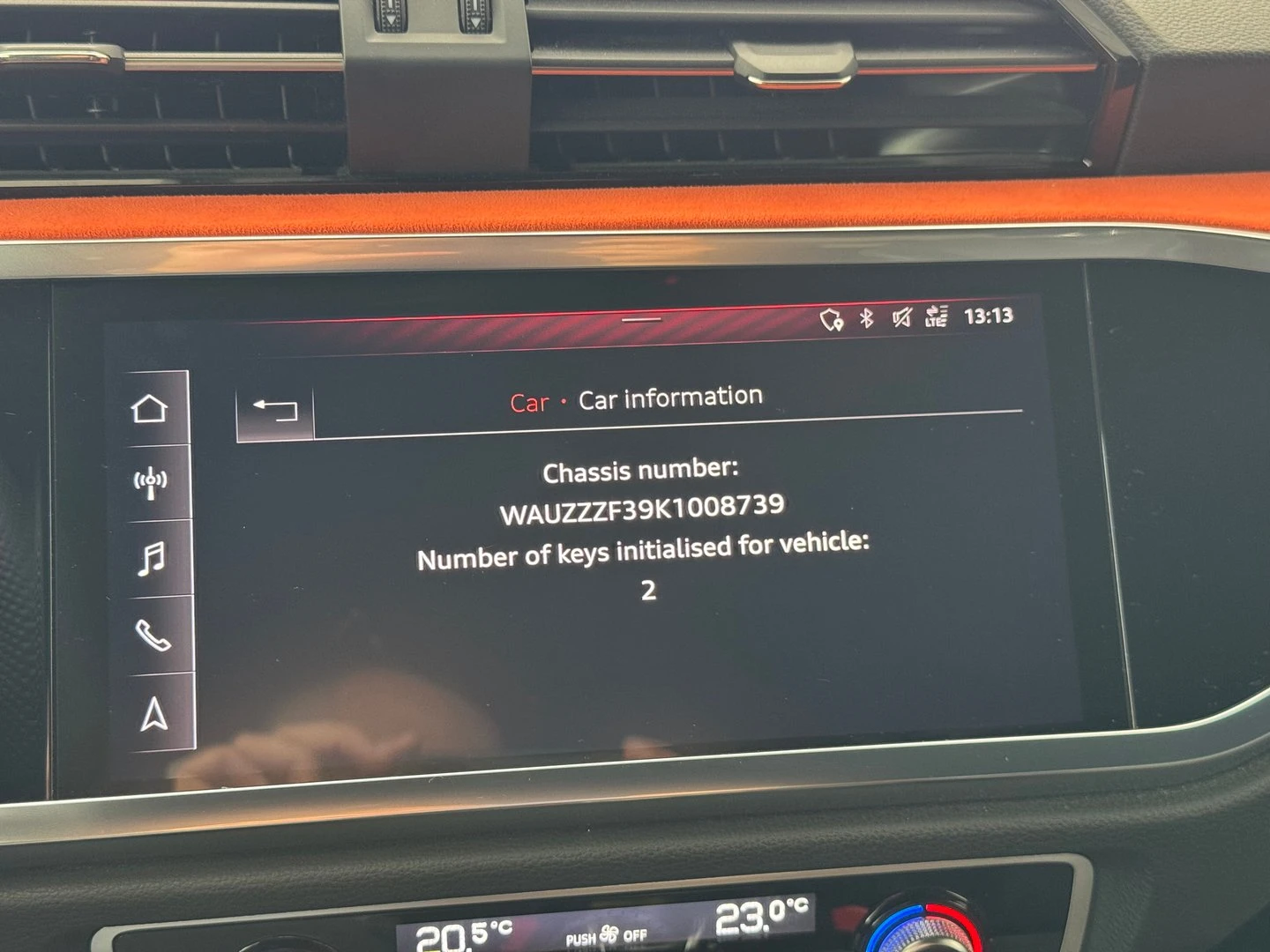 Audi Q3, снимка 13 - Автомобили и джипове - 56421132