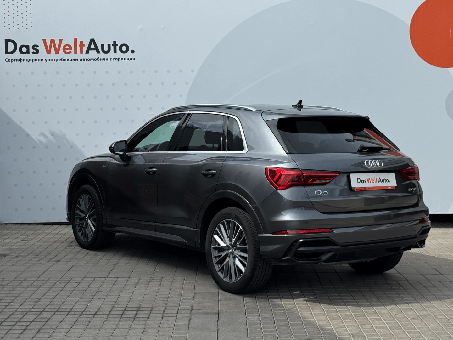 Audi Q3, снимка 2 - Автомобили и джипове - 56421132