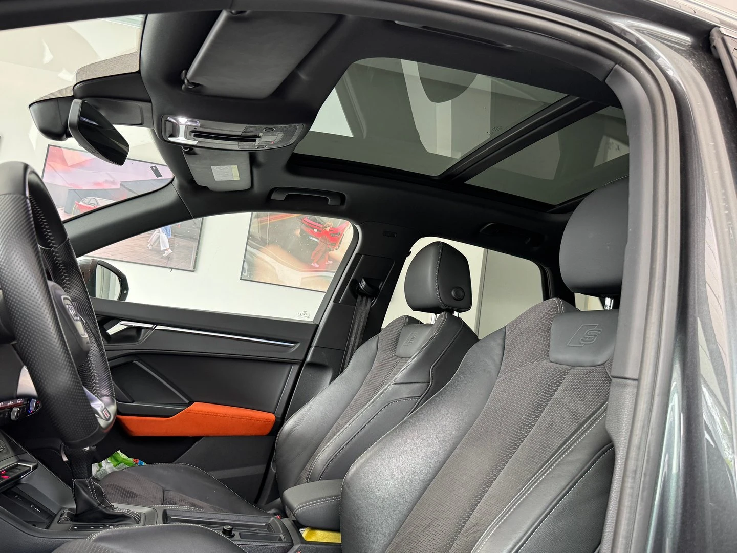 Audi Q3, снимка 6 - Автомобили и джипове - 56421132