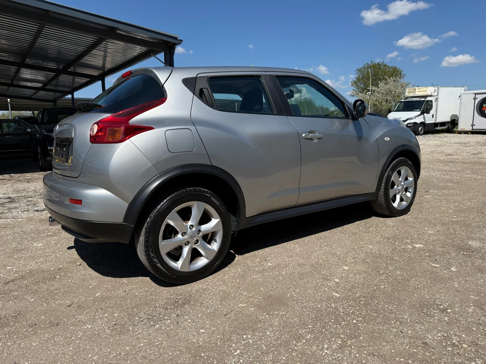 Nissan Juke 1.6i AUTOMAT , снимка 4 - Автомобили и джипове - 54606823