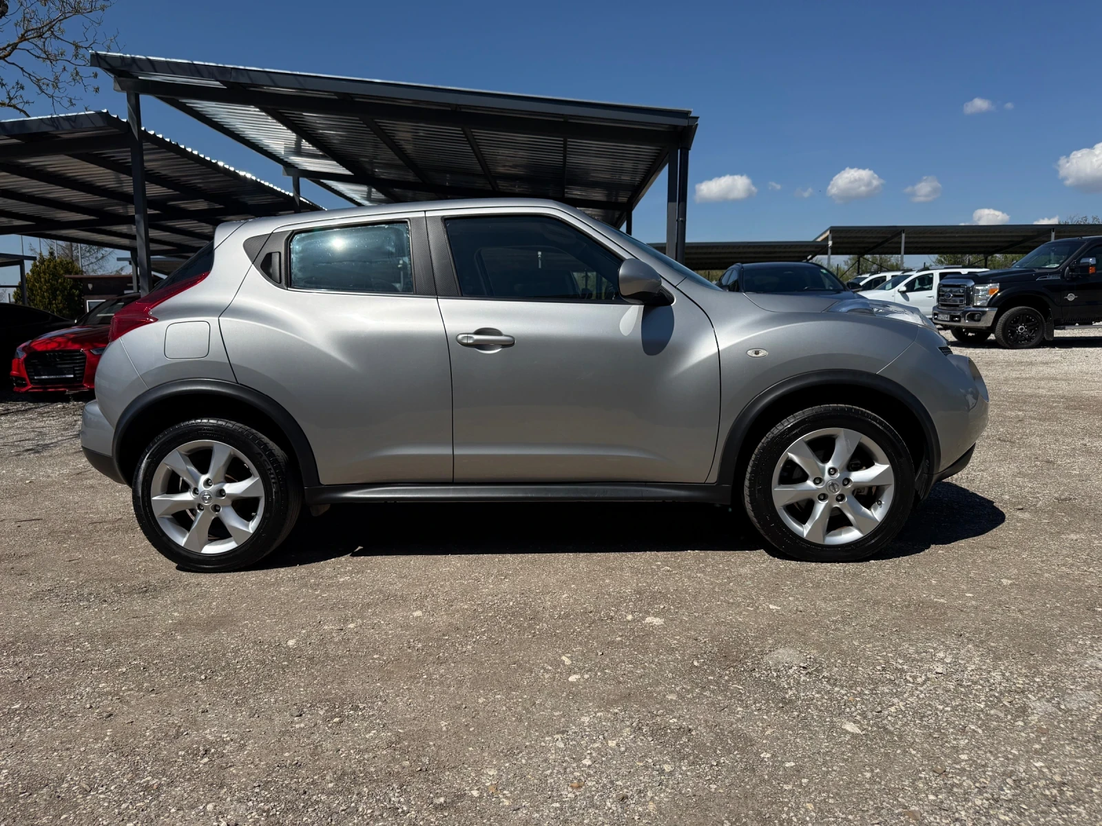 Nissan Juke 1.6i AUTOMAT , снимка 6 - Автомобили и джипове - 54606823