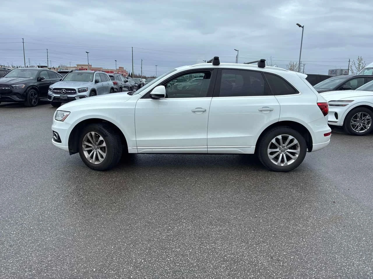 Audi Q5 * 2.0T Progressiv* 2 КЛЮЧА* PANO* KEYLESS* ПОДГРЕВ, снимка 2 - Автомобили и джипове - 54385916
