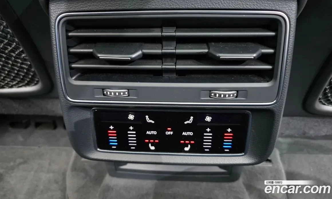 Audi Q8 3.0 TDI Quattro, Distronic, HeadUP, Обдух., снимка 16 - Автомобили и джипове - 54700803