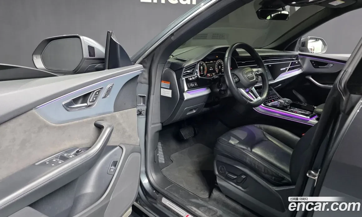 Audi Q8 3.0 TDI Quattro, Distronic, HeadUP, Обдух., снимка 8 - Автомобили и джипове - 54700803