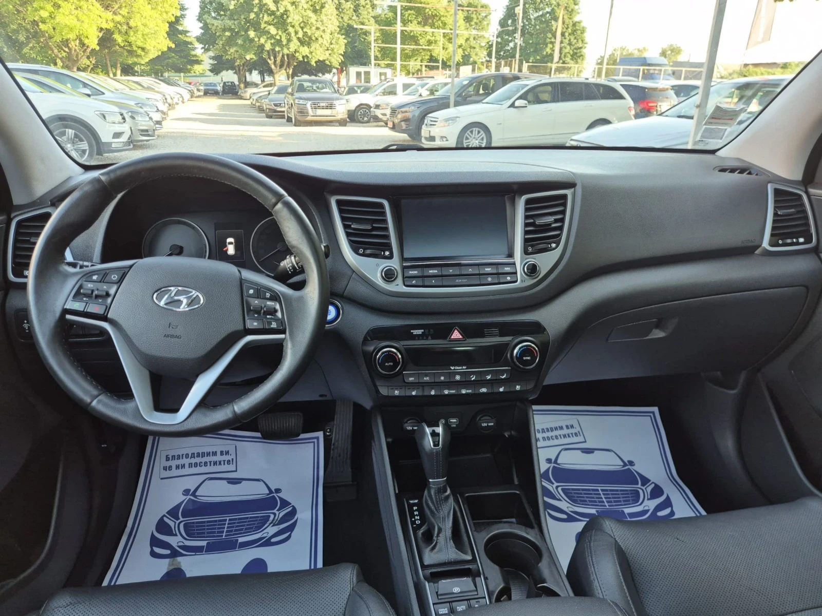 Hyundai Tucson 1.7CRDI-Navi-Panorama, снимка 8 - Автомобили и джипове - 54760935