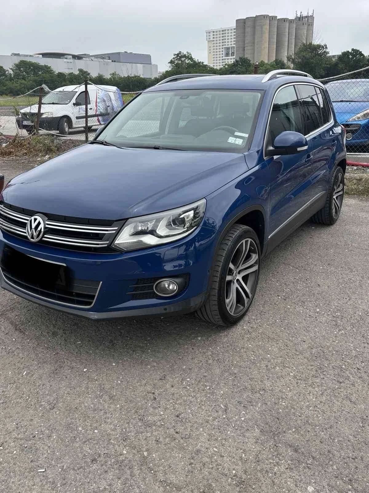 VW Tiguan, снимка 3 - Автомобили и джипове - 56024489