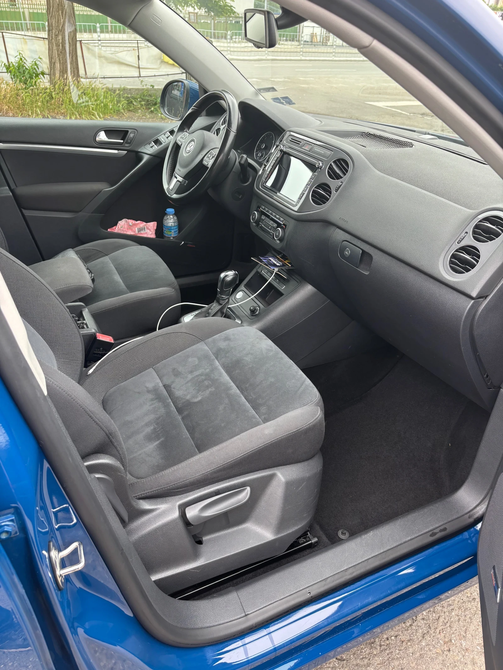 VW Tiguan, снимка 6 - Автомобили и джипове - 56024489