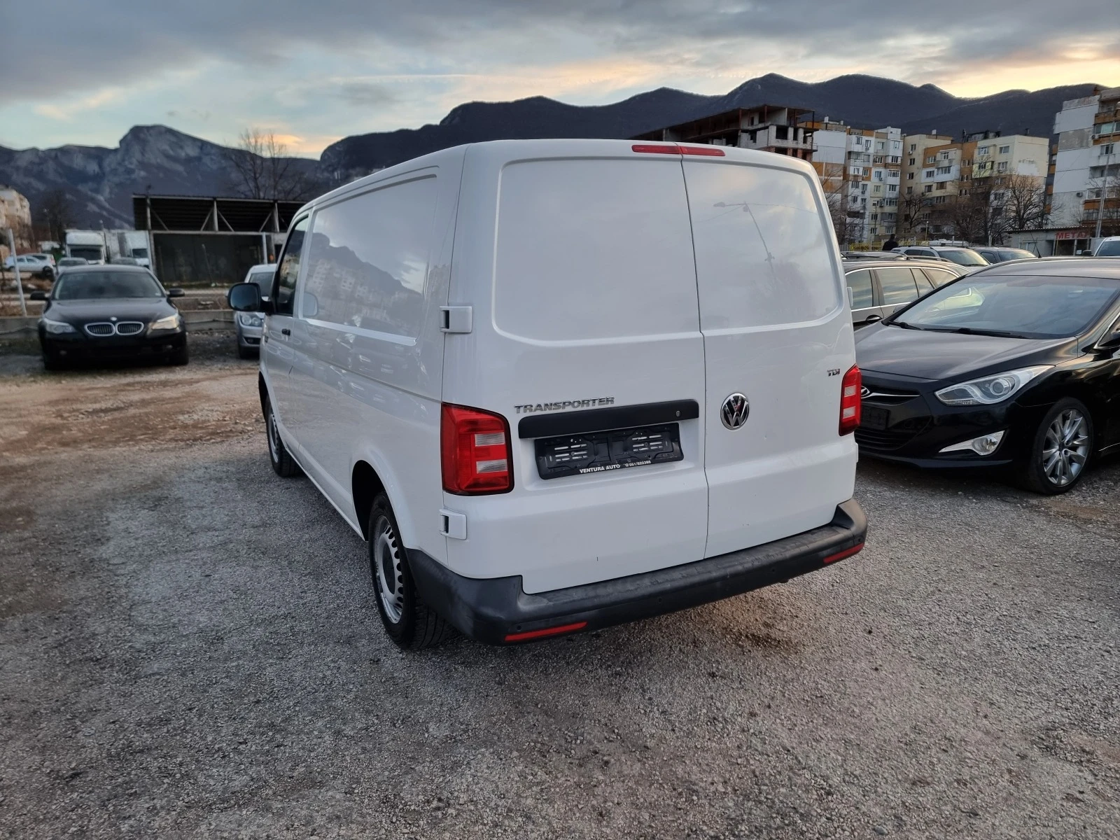 VW Transporter 150 коня, 2.0 TDI - изображение 5