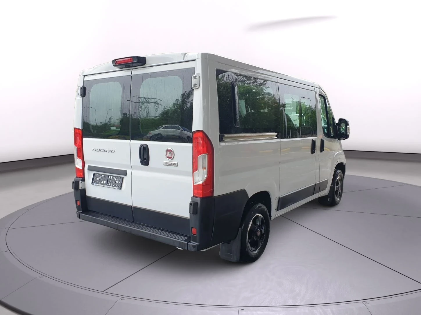 Fiat Ducato 2.2 140кс.  ЛИЗИНГ, снимка 3 - Бусове и автобуси - 51124496