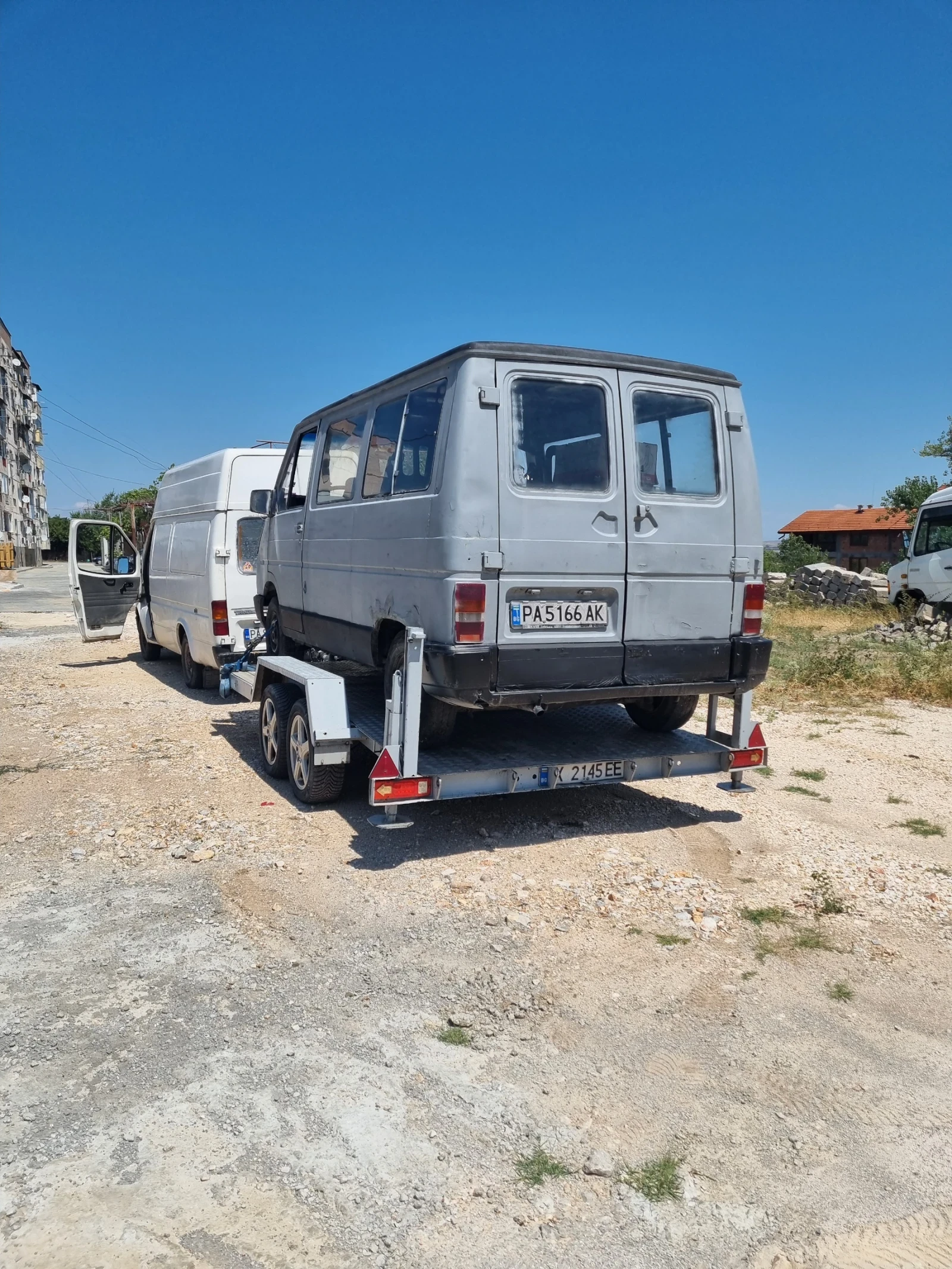 Renault Trafic Пали върви - изображение 2
