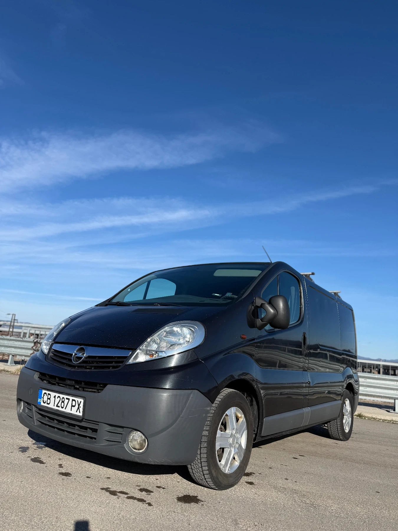 Opel Vivaro 2.0CDTI - изображение 6