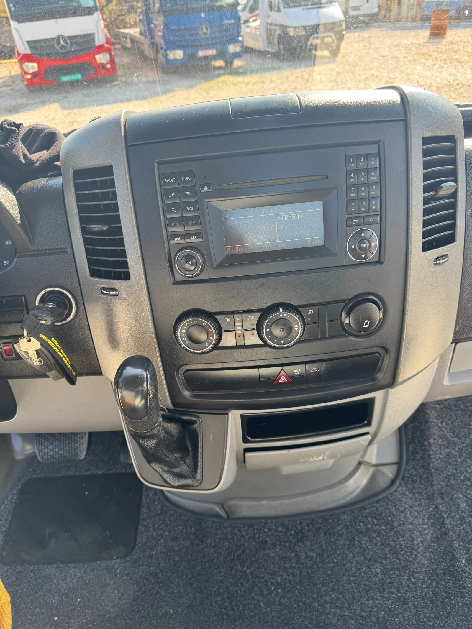 Mercedes-Benz Sprinter 513 2.2 CDi, снимка 11 - Бусове и автобуси - 54192314