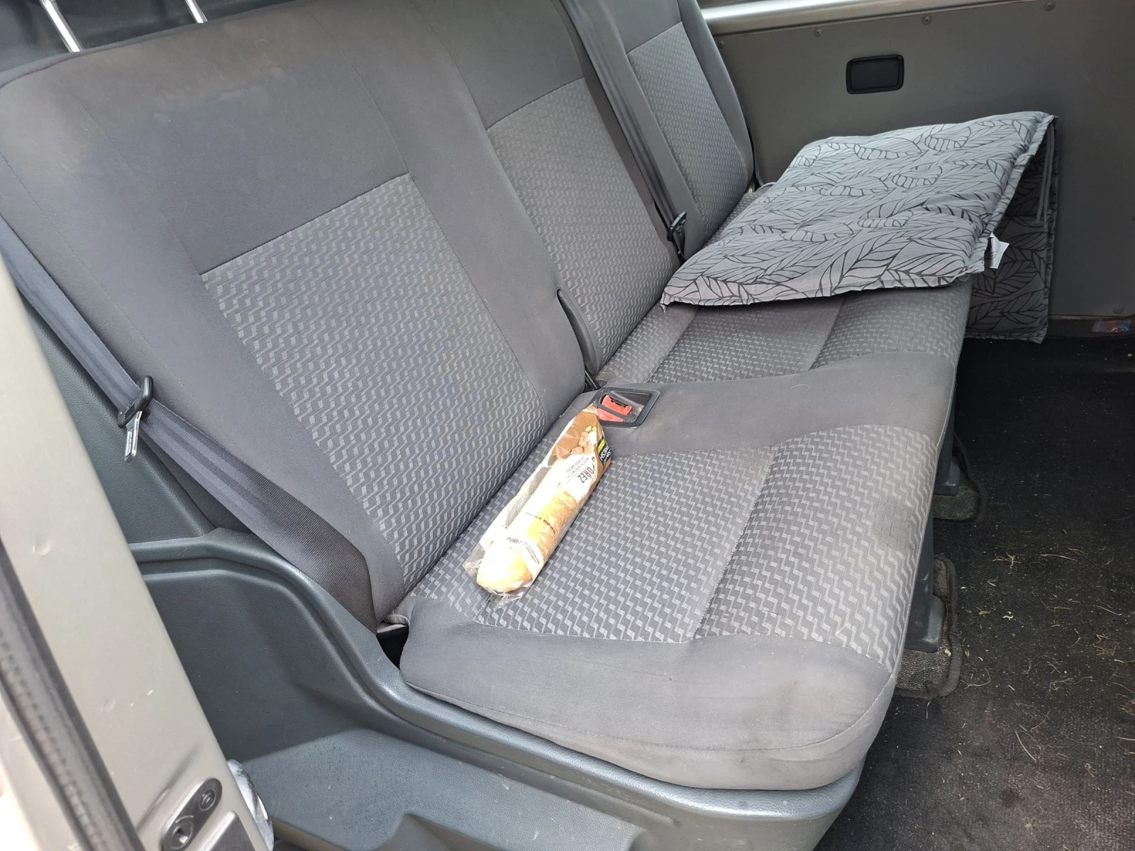 VW T5, снимка 7 - Бусове и автобуси - 55002572