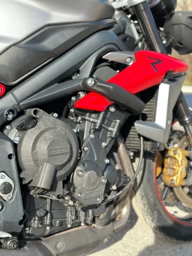 Triumph Street Triple 675i R ШВЕЙЦАРИЯ, СЕРВИЗНА ИСТОРИЯ, снимка 9