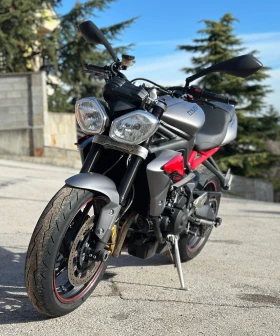Triumph Street Triple 675i R ШВЕЙЦАРИЯ, СЕРВИЗНА ИСТОРИЯ, снимка 2 - Мотоциклети и мототехника - 53609841