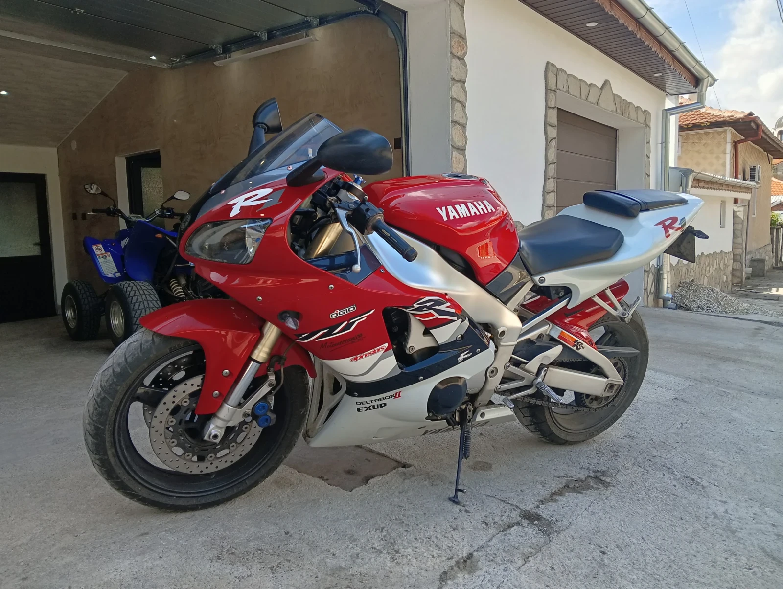 Yamaha YZF-R1 Limited, снимка 1
