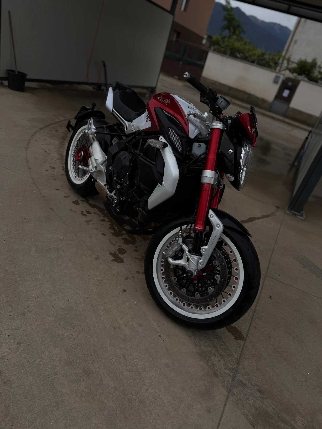 MV Agusta 800 Dragster 800RR | Mobile.bg   1