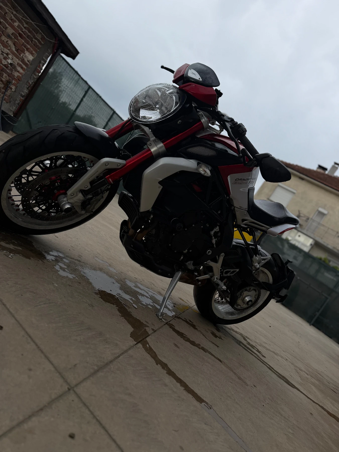 MV Agusta 800 Dragster 800RR - изображение 5