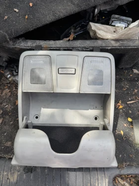 Kia Ceed 2013-2017г централен плафон с чемедже за очила, снимка 3