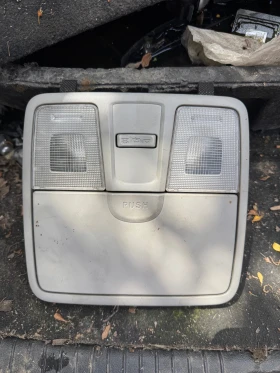 Kia Ceed 2013-2017г централен плафон с чемедже за очила, снимка 1