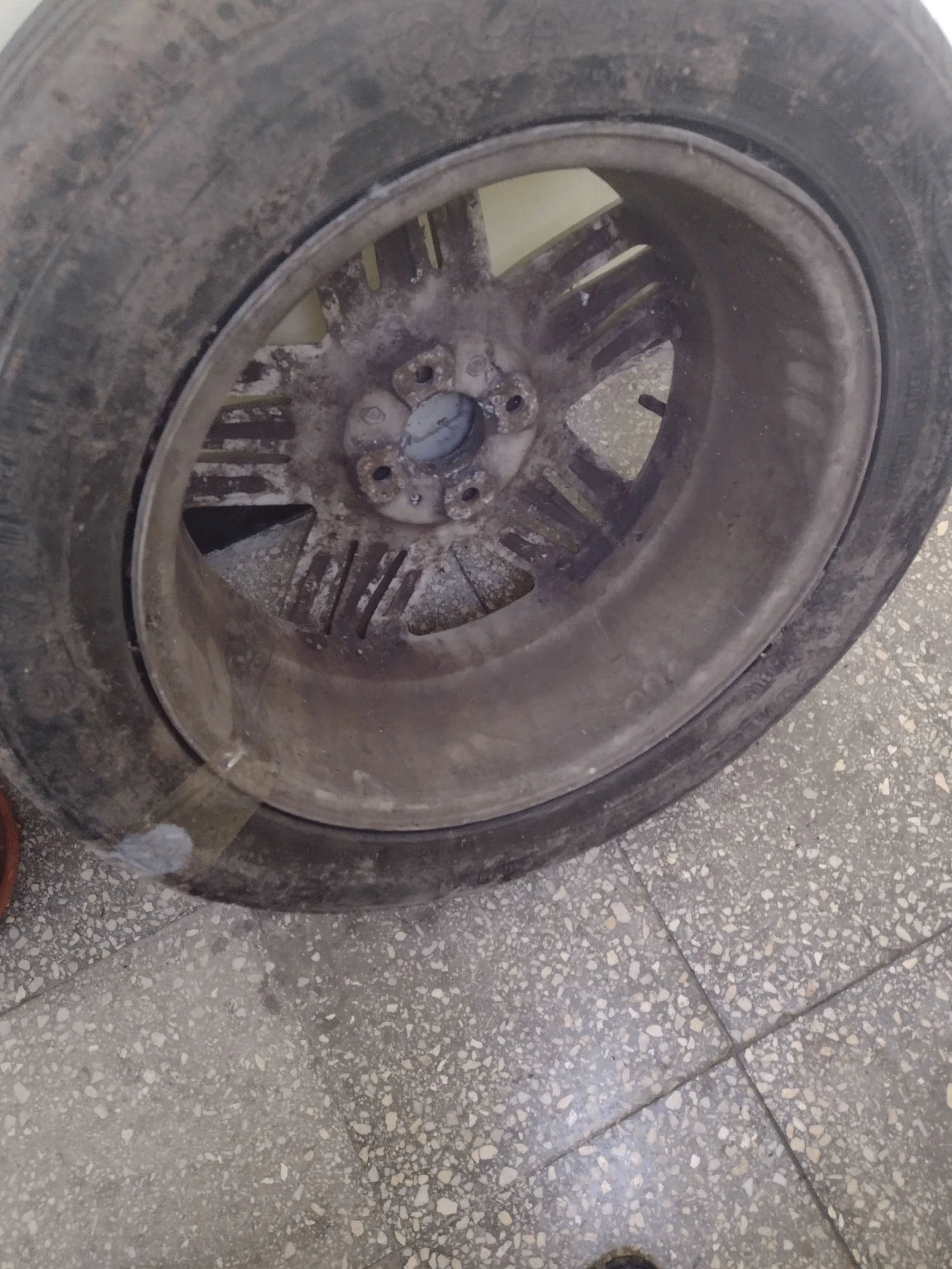 ���� � ������ 205/55R16 �� Renault | Mobile.bg � ����������� 3