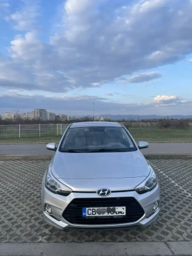 Hyundai I20 Coupe / 1 собственик/ Гаражна / 47000 км, снимка 3