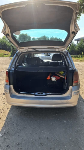 Opel Astra H, снимка 8