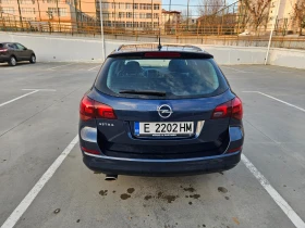 Opel Astra J 1.4 Turbo Газ, снимка 5