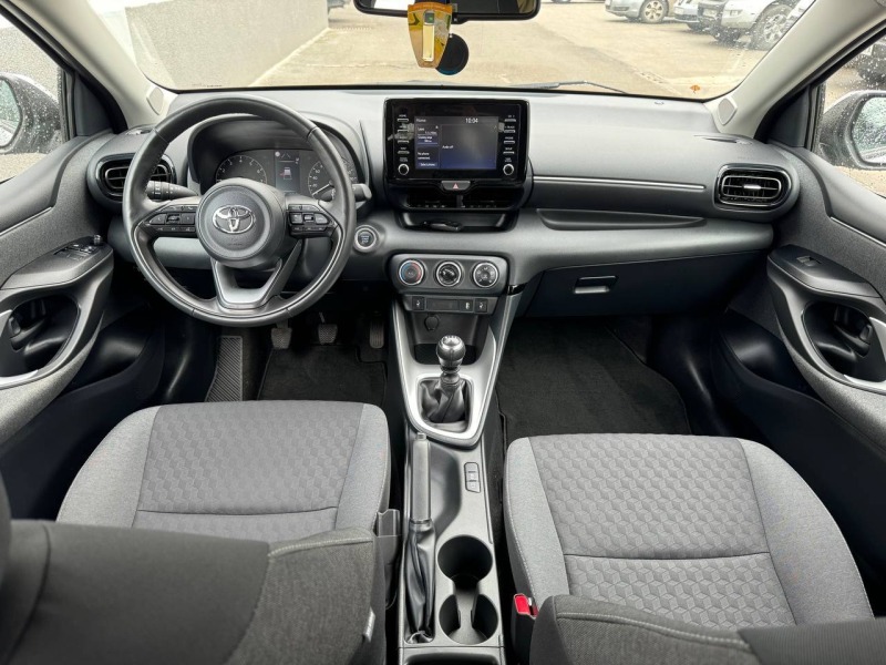 Toyota Yaris 1.5 benzin, снимка 6 - Автомобили и джипове - 44809943