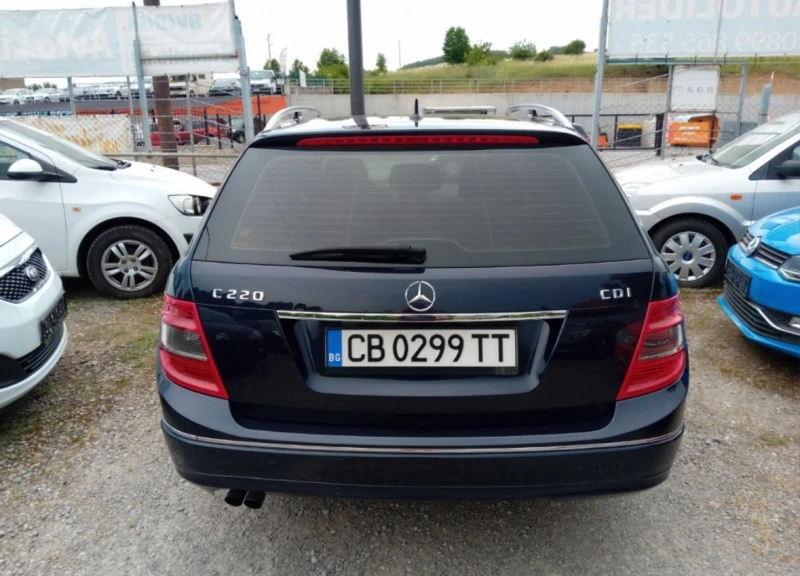 Mercedes-Benz C 220 AVANTGARDE//646//ТОП//РЕГИСТРИРАН//, снимка 5 - Автомобили и джипове - 46796164