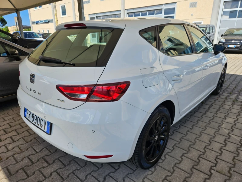 Seat Leon 1.4TGI, 110к.с., Фабричен метан, 12, 2014г., снимка 2 - Автомобили и джипове - 47212350