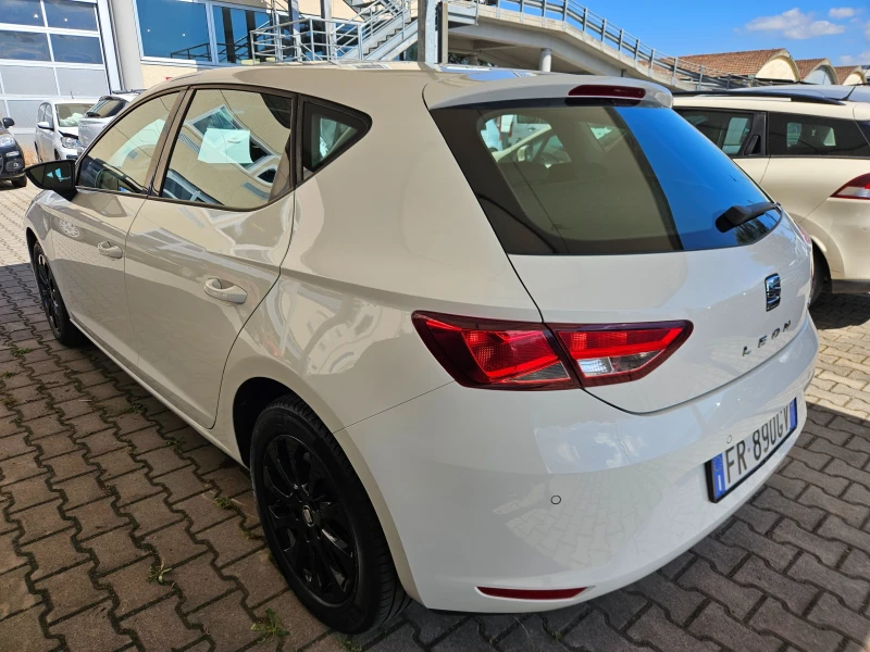 Seat Leon 1.4TGI, 110к.с., Фабричен метан, 12, 2014г., снимка 3 - Автомобили и джипове - 47212350