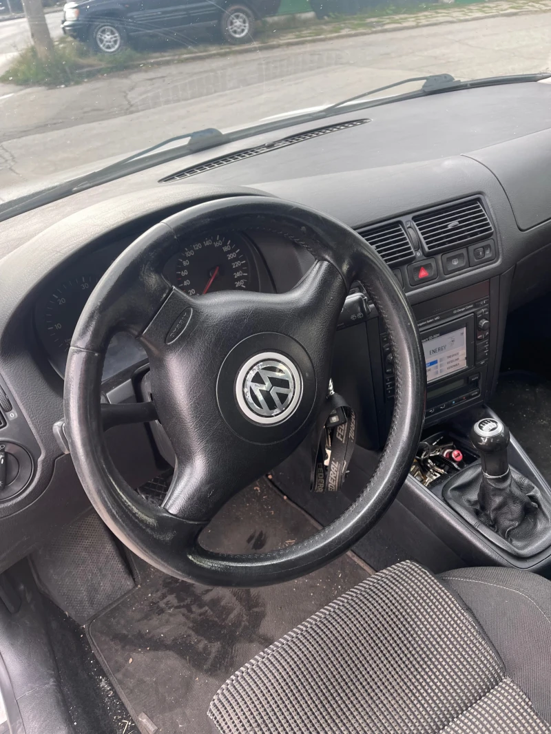 VW Golf 1.9 TDI 4x4, снимка 5 - Автомобили и джипове - 47469935