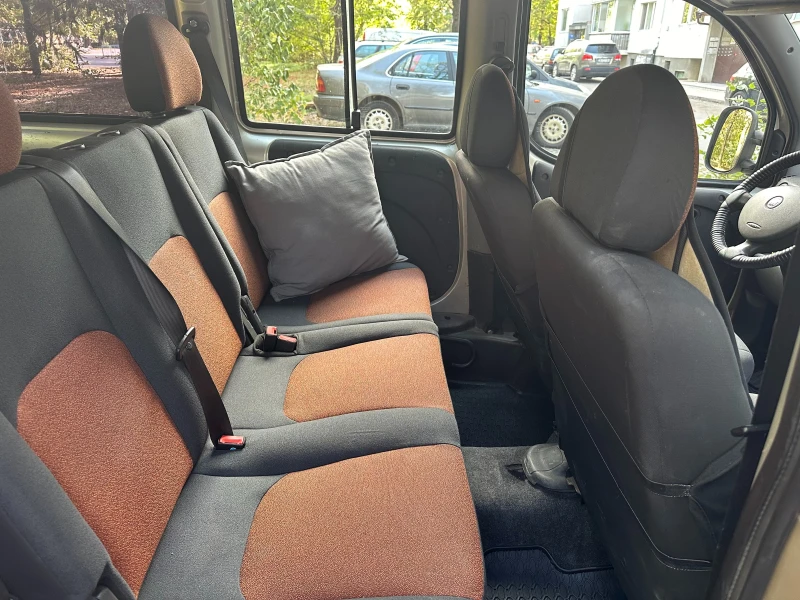 Fiat Doblo 1.9Mjet, снимка 6 - Автомобили и джипове - 49611097